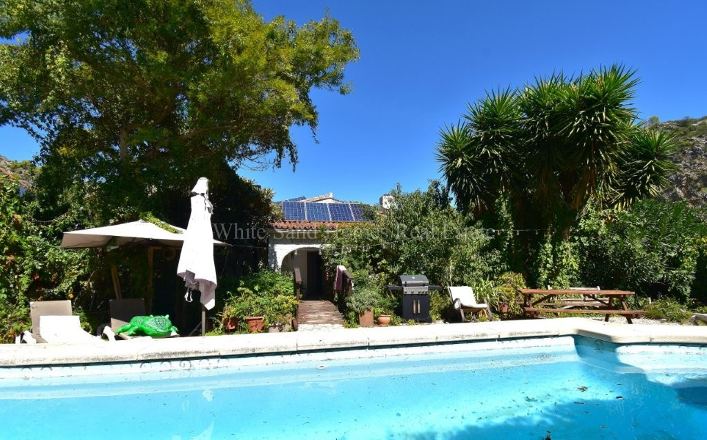Finca de la Finestra – Villalonga, Valencia